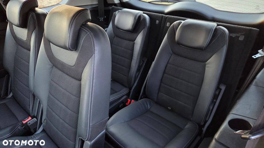 Ford S-Max 2.0 TDCi DPF Titanium - 21