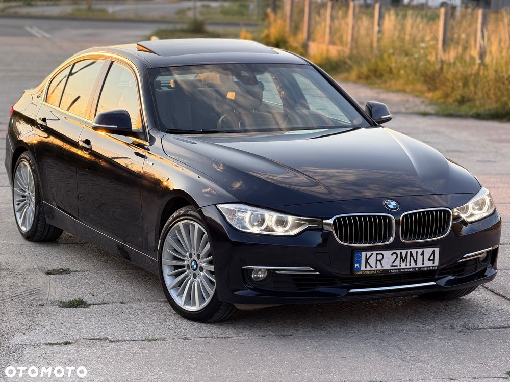 BMW Seria 3 328i Luxury Line - 4