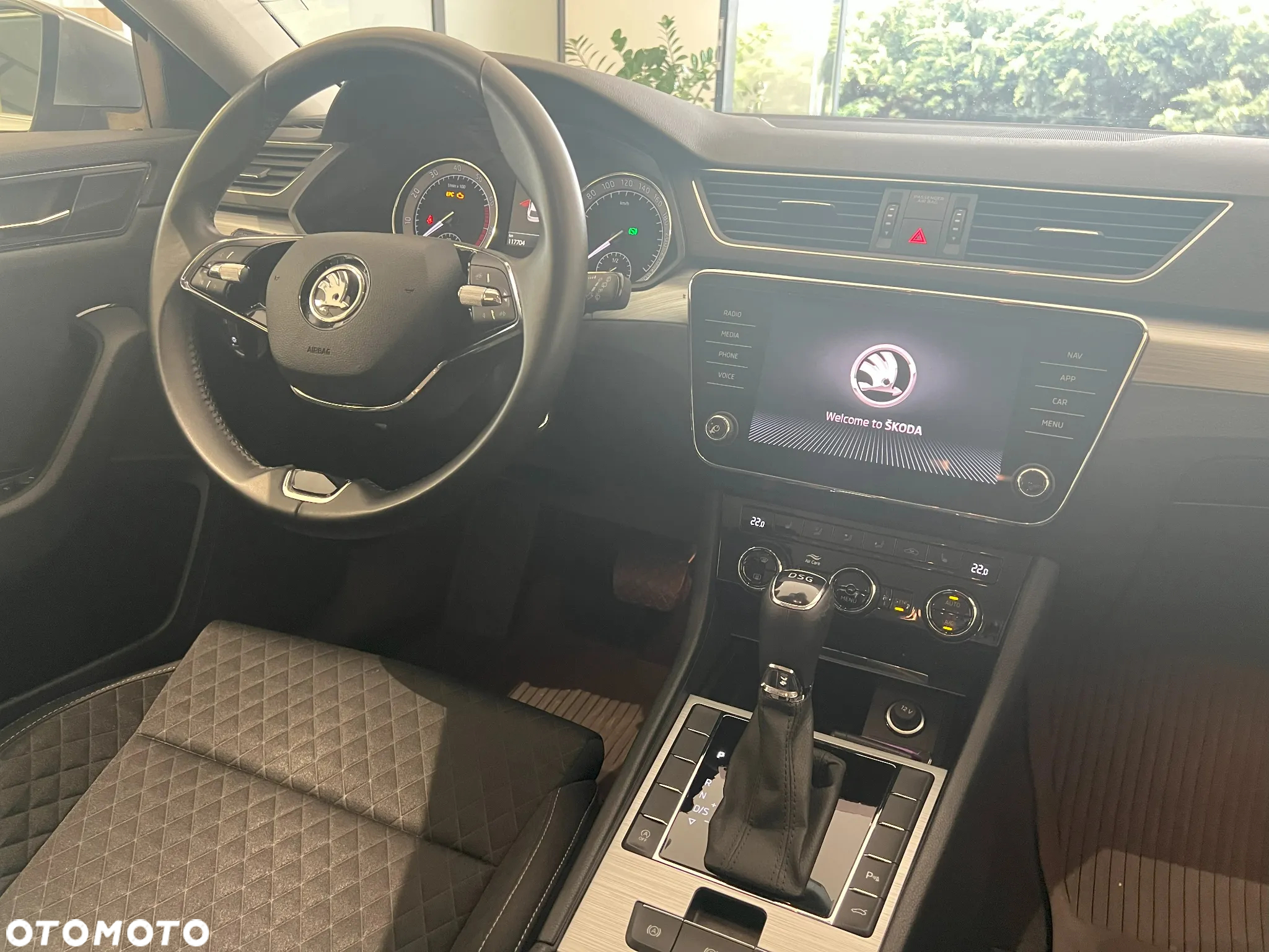 Skoda Superb 1.5 TSI Ambition DSG - 13