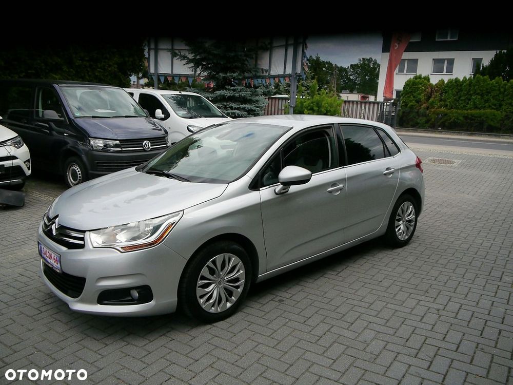Citroën C4 e-HDi 110 Selection - 12