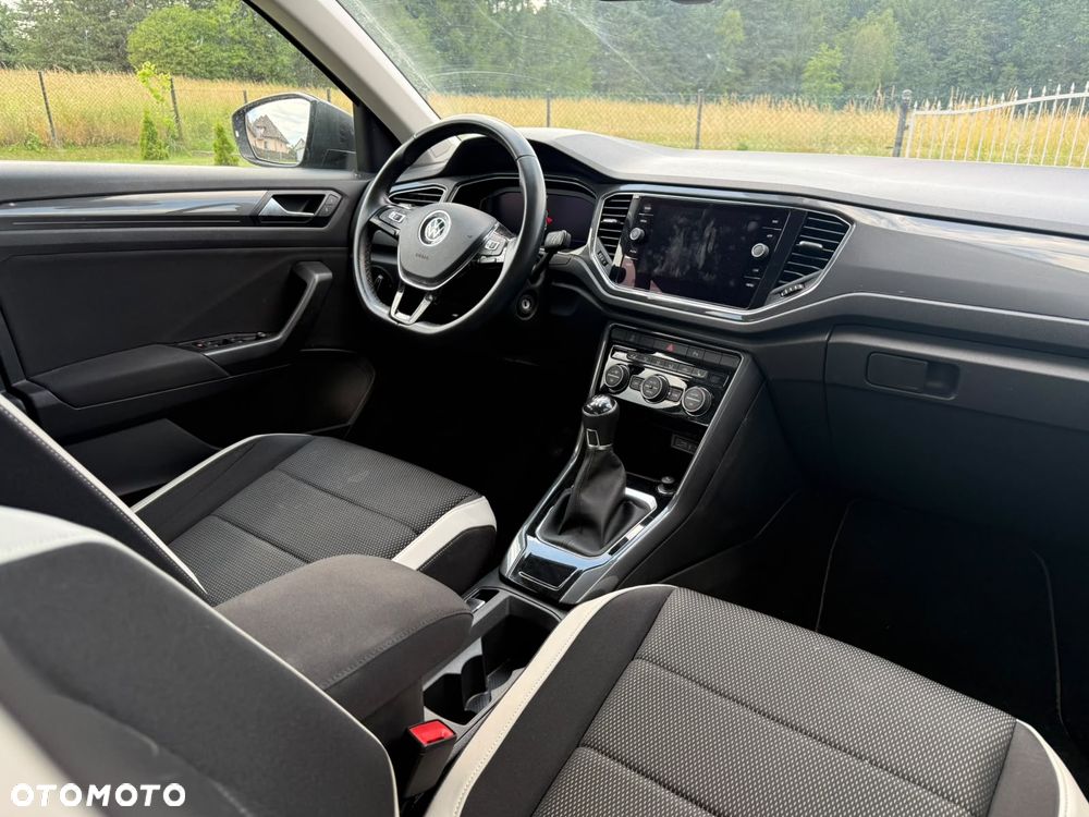 Volkswagen T-Roc 1.5 TSI GPF ACT Premium - 9