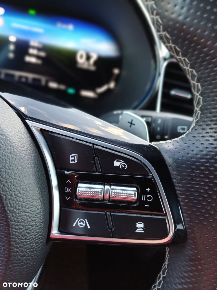 Kia XCeed 1.5 T-GDI OPF DCT7 GT-LINE - 10