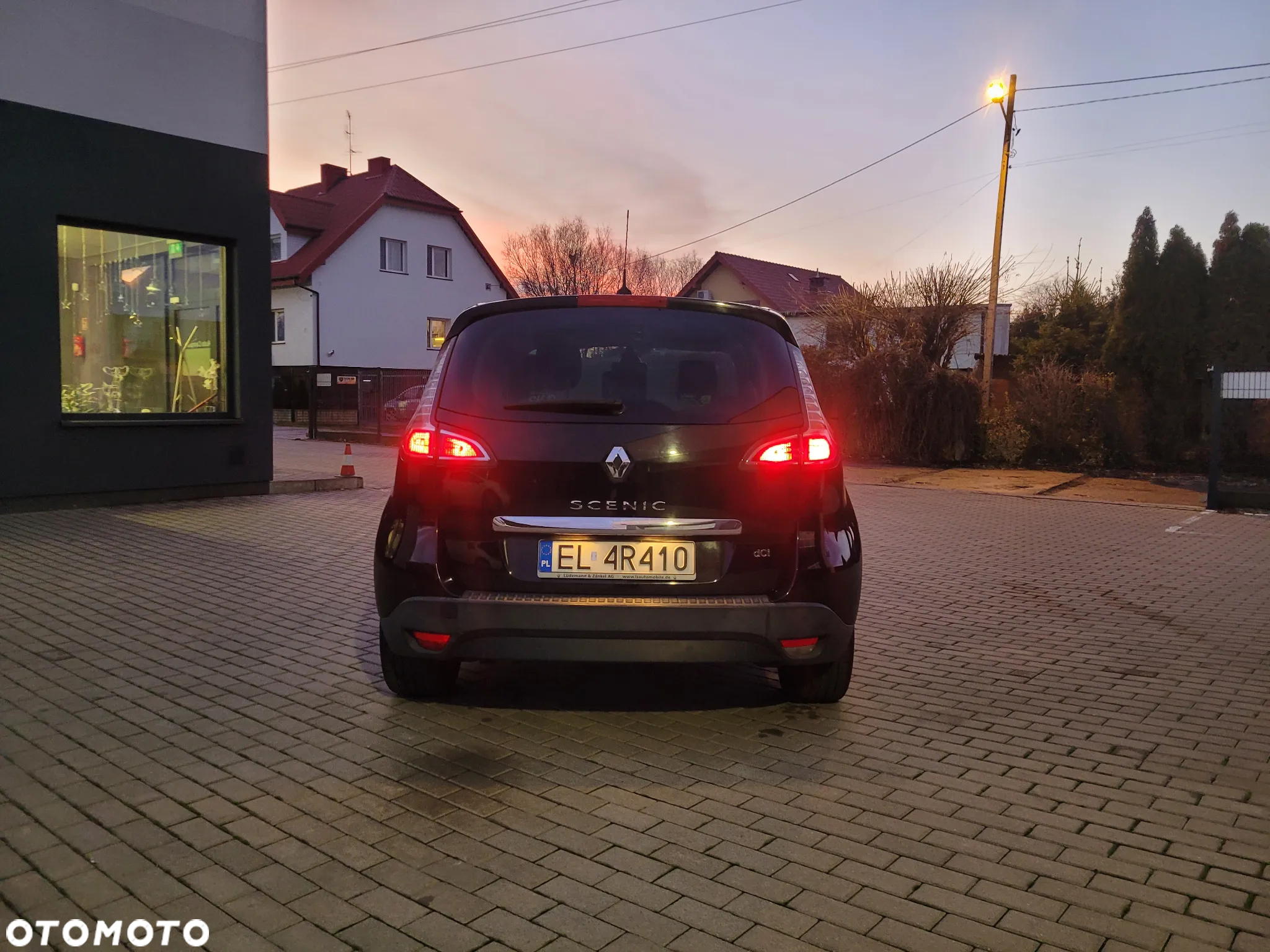 Renault Scenic 1.6 dCi Energy Bose Edition S&S - 6
