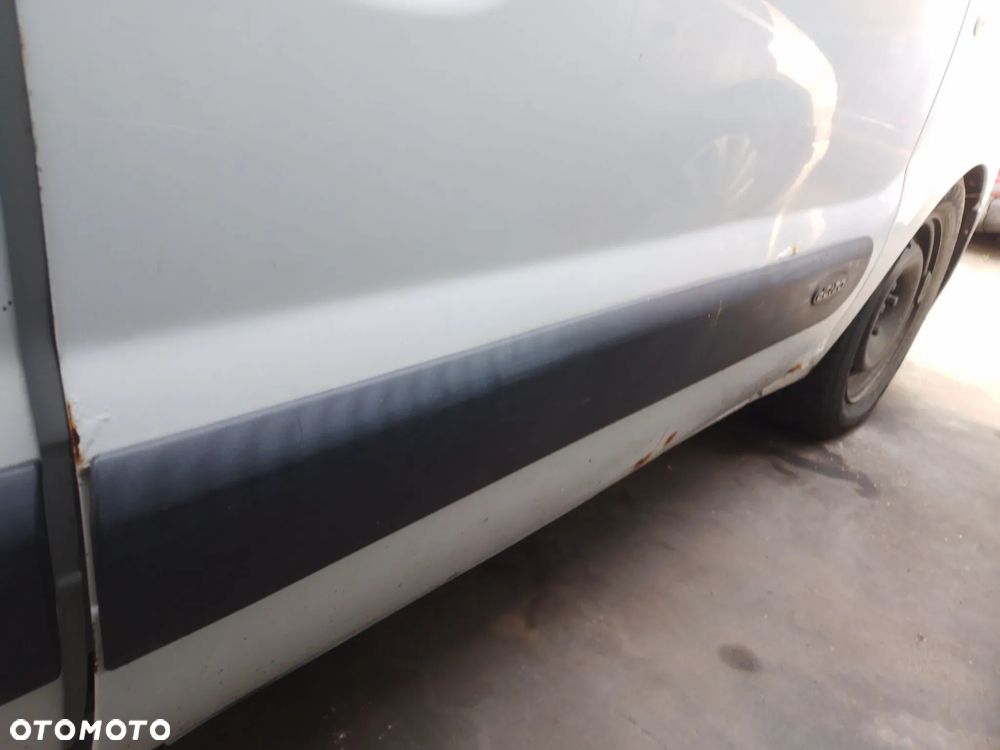 RENAULT KANGOO I 03-08 1.5 DCI    LAMPA PRZÓD PRAWA LEWA - 15