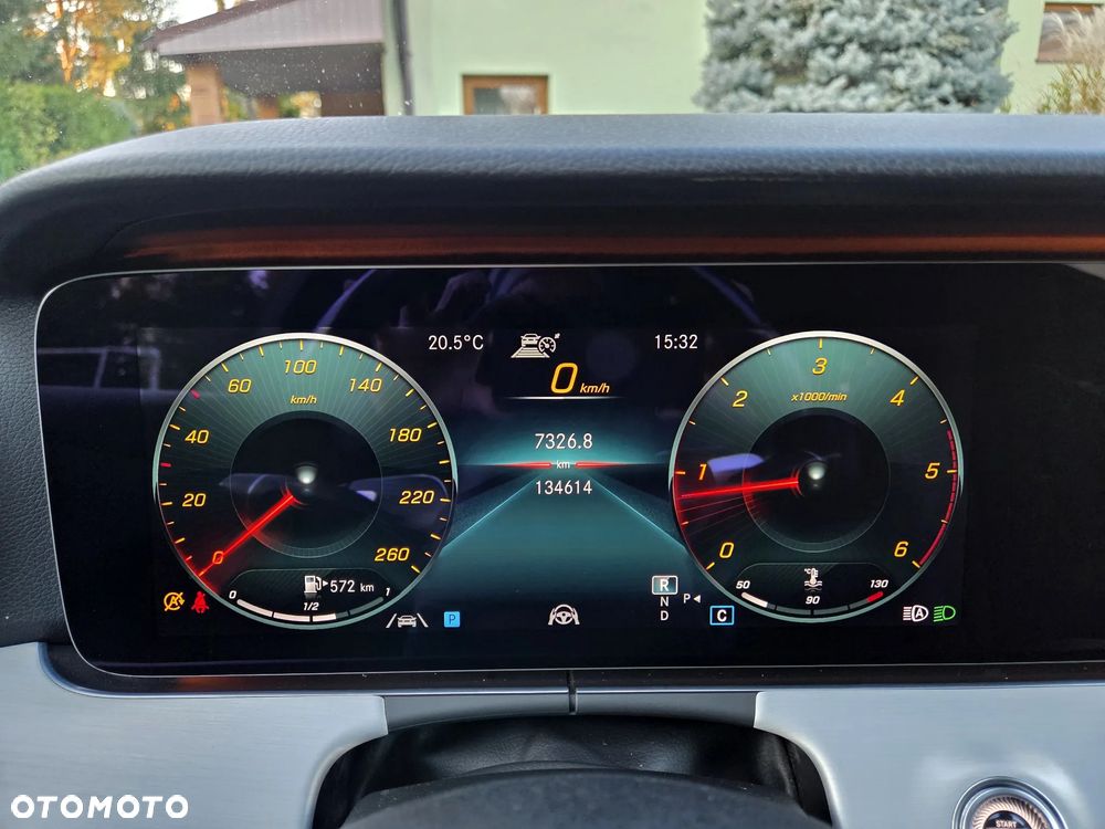 Mercedes-Benz Klasa E 220 d 9G-TRONIC AMG Line - 31