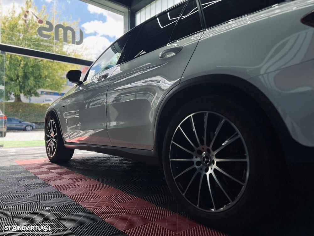 Mercedes-Benz GLC 300 - 15