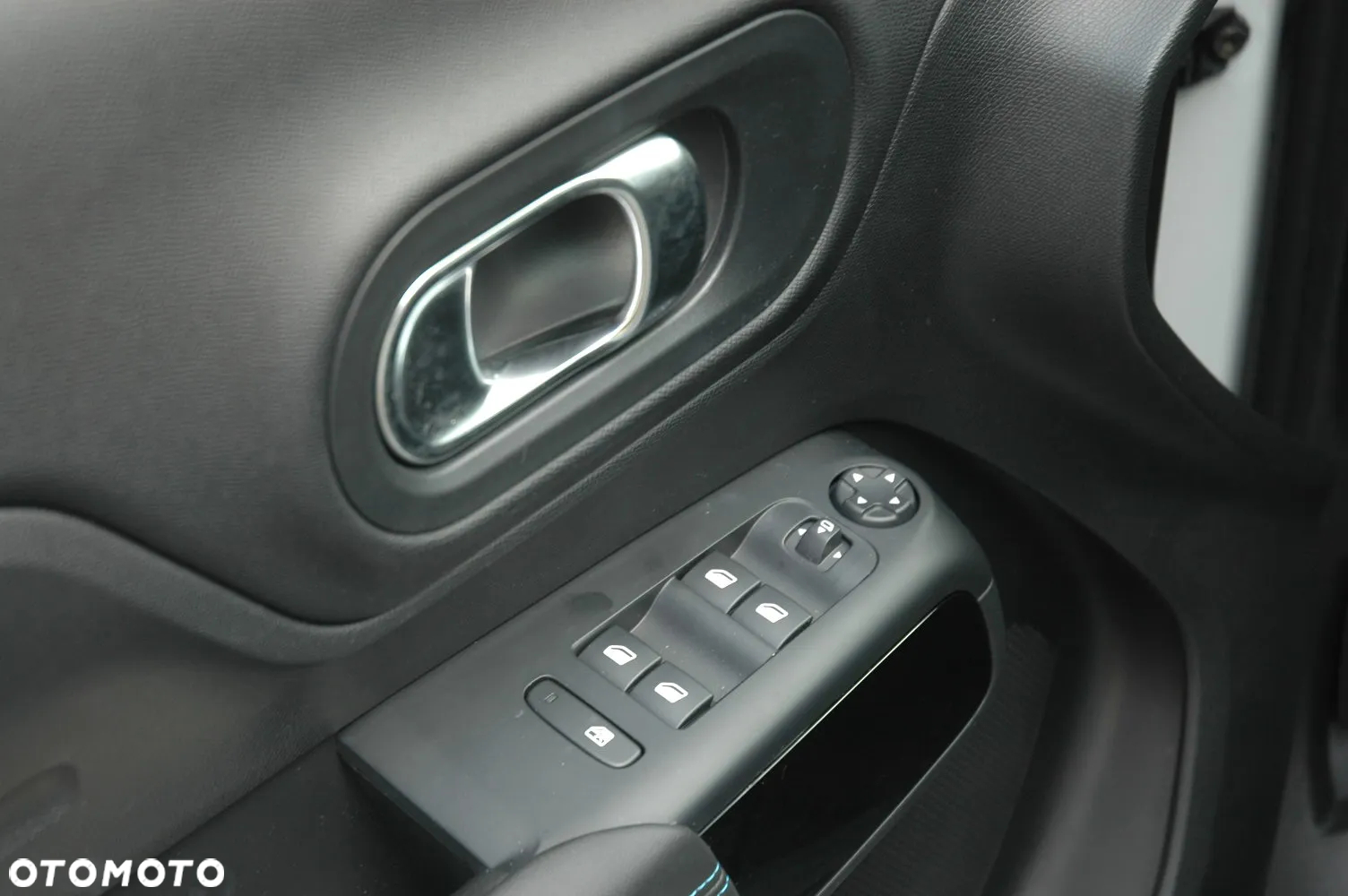 Citroën C5 Aircross 1.2 PureTech Plus - 13