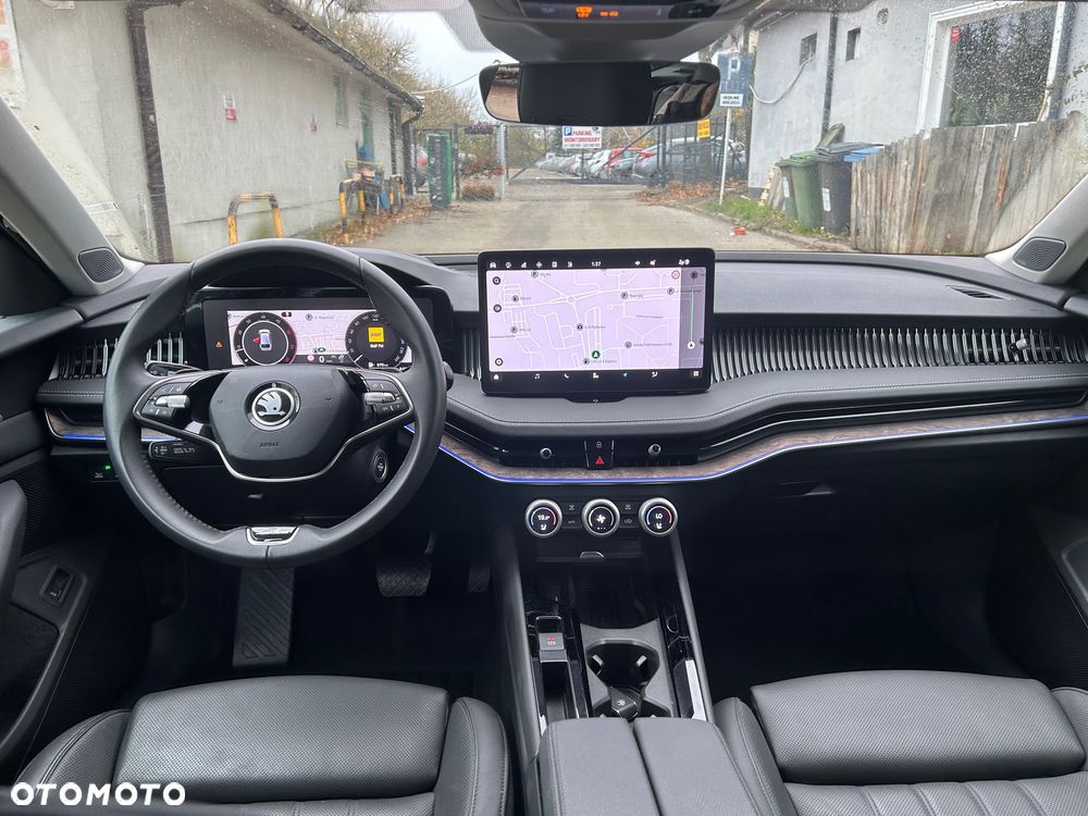 Skoda Superb 2.0 TDI SCR 4x4 L&K DSG - 8