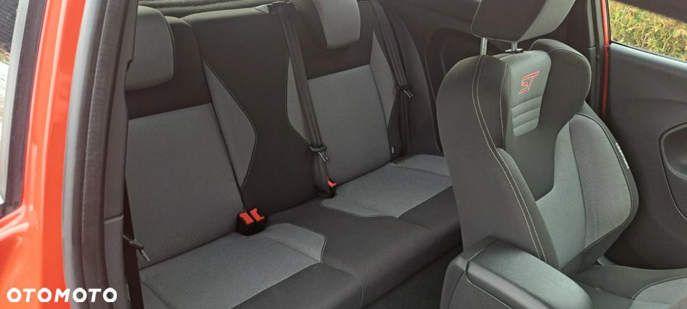 Ford Fiesta 1.6 EcoBoost ST - 25