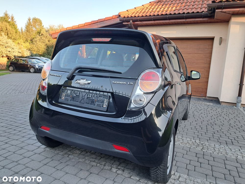 Chevrolet Spark 1.0 LT - 9