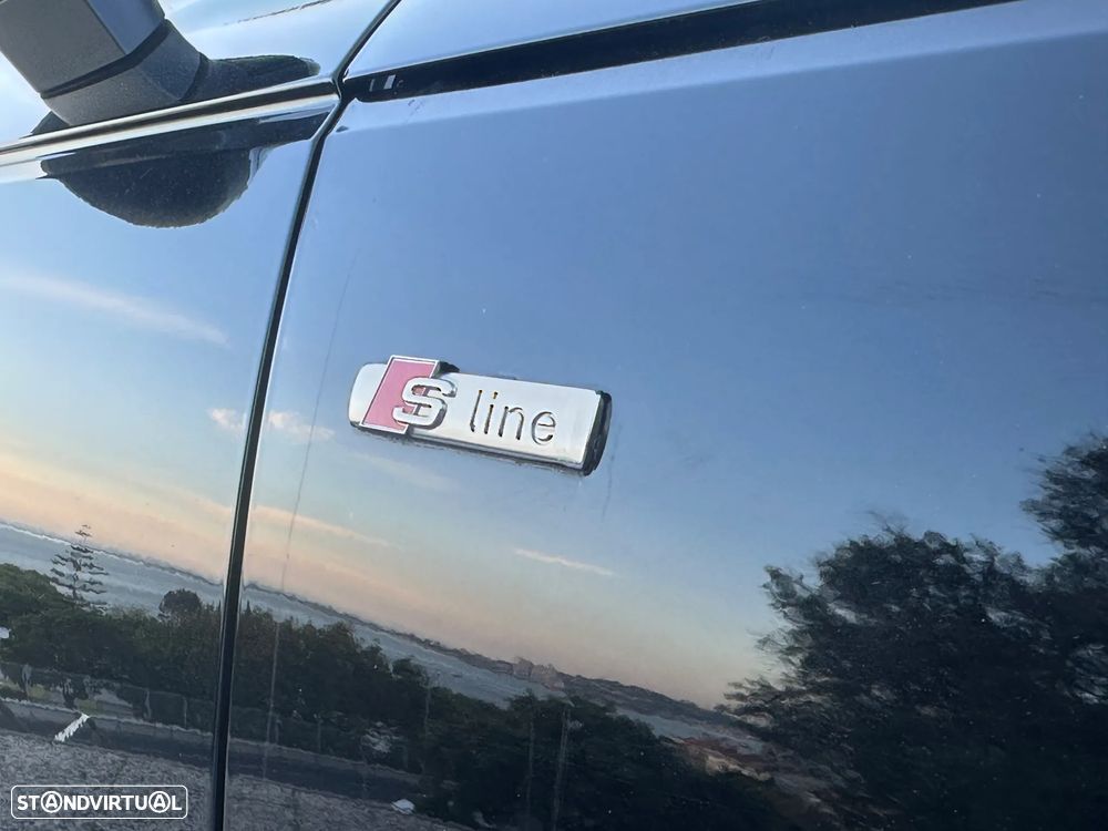 Audi A4 Avant 2.0 TDI S-line S tronic - 14