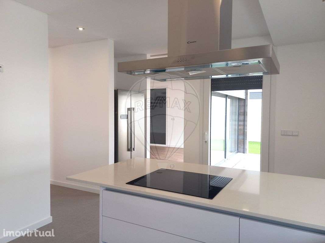 Moradia T5 para venda - Grande imagem: 3/49