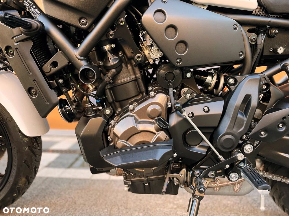 Yamaha XSR - 8