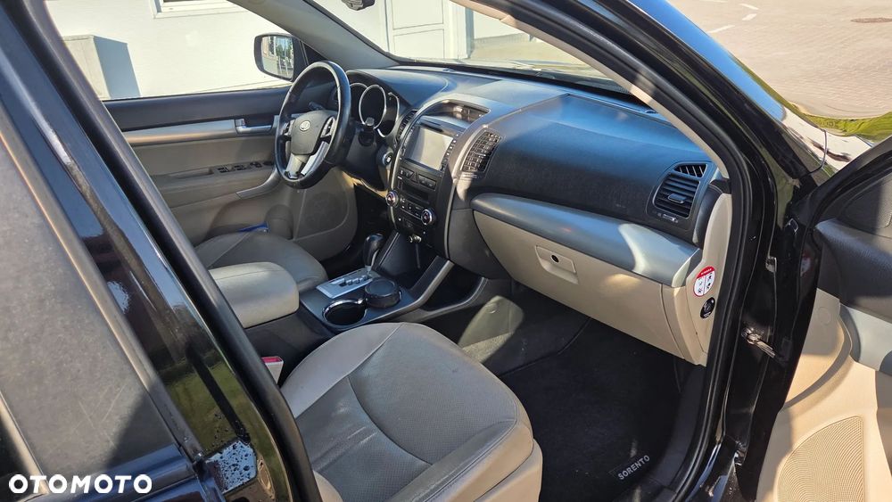 Kia Sorento - 9