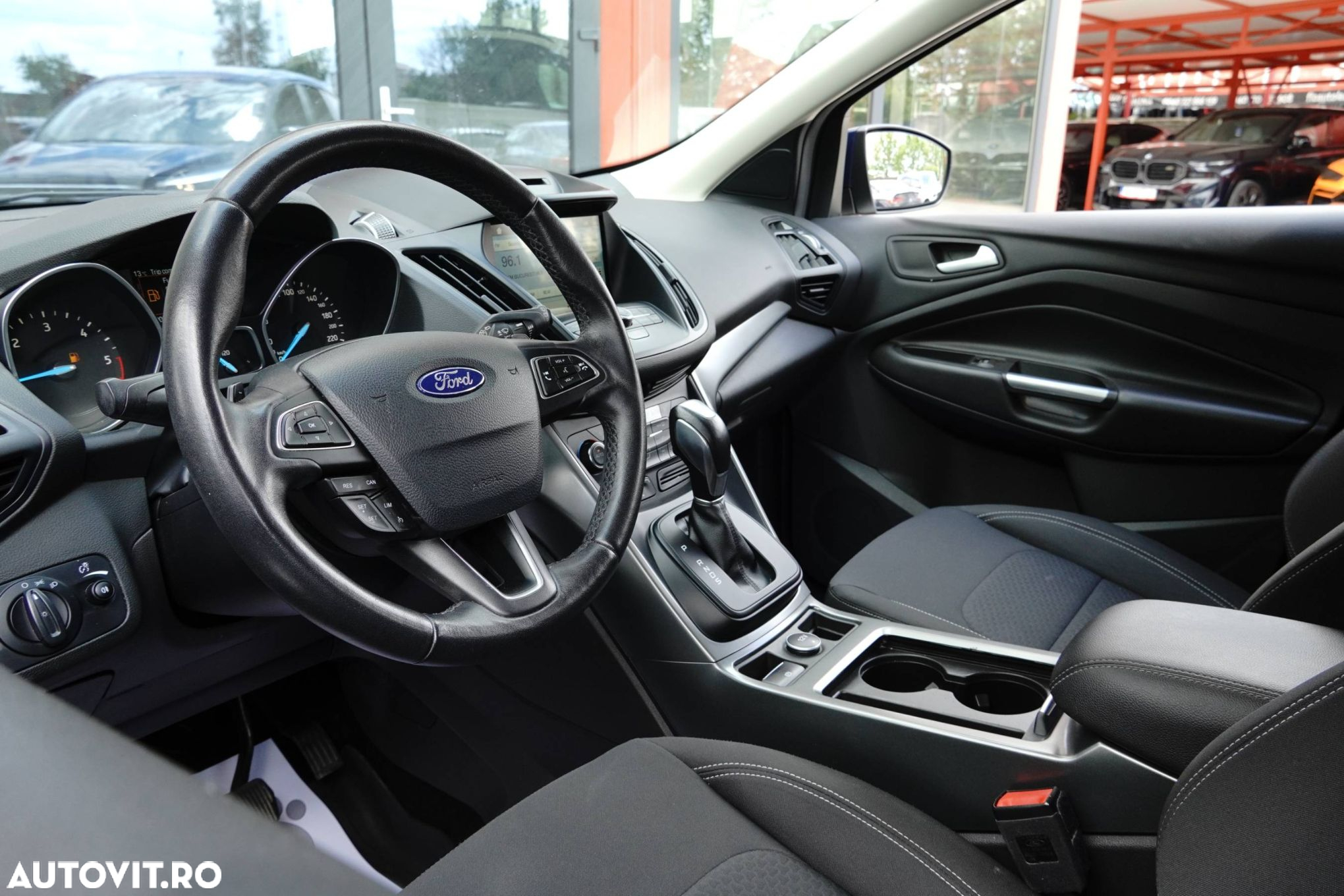 Ford Kuga - 13