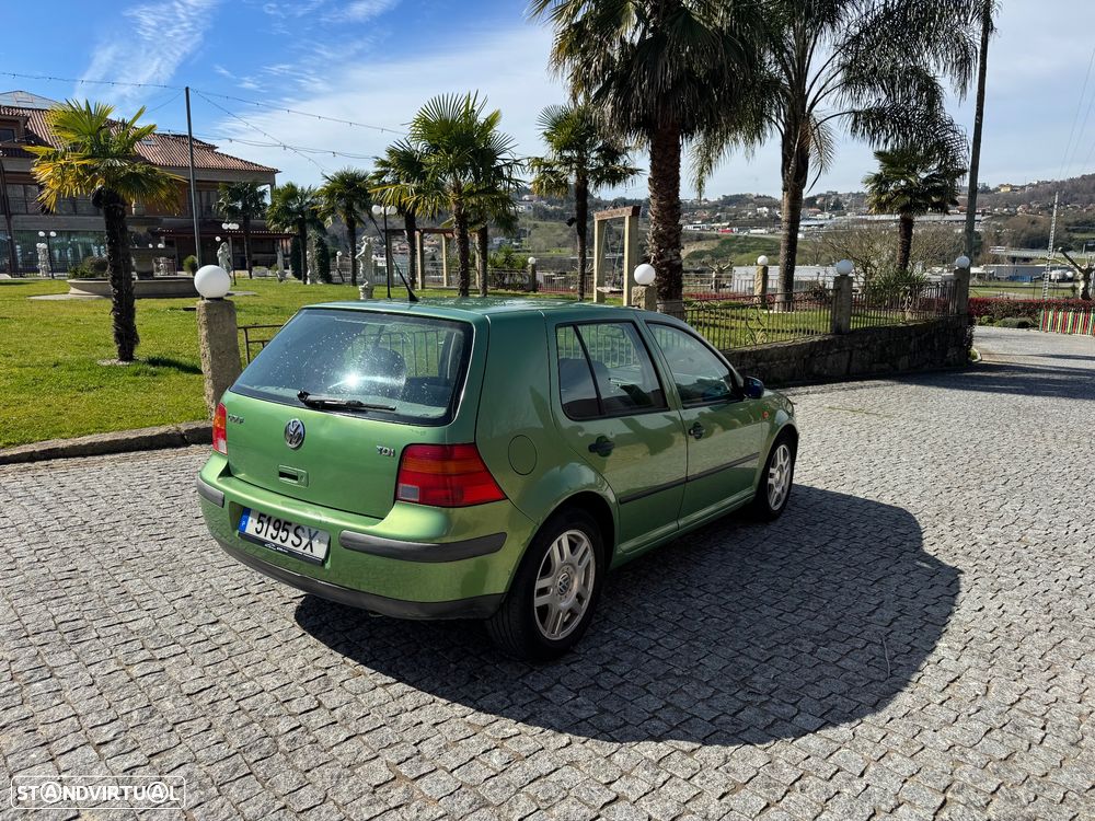 VW Golf 1.9 TDi Confortline AC - 4