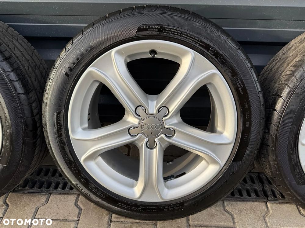 AUDI A4 B8 A5 8T KOŁA ALU FELGI OPONY 225/50/17 98W 8K601025CE 7.5Jx17 ET45 - 7