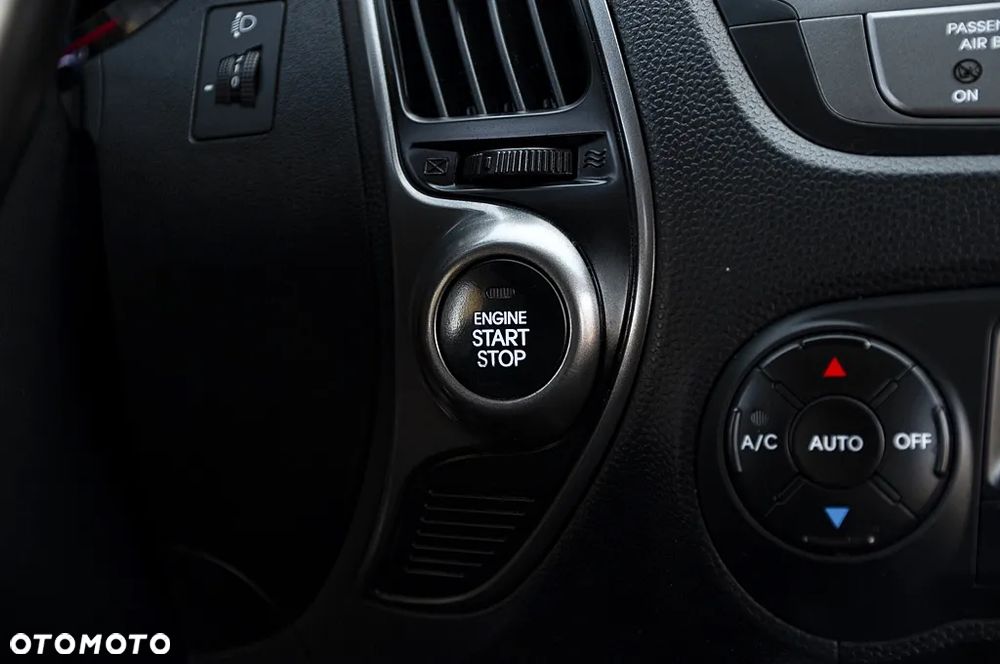 Hyundai ix35 2.0 CRDi 4WD Premium - 40