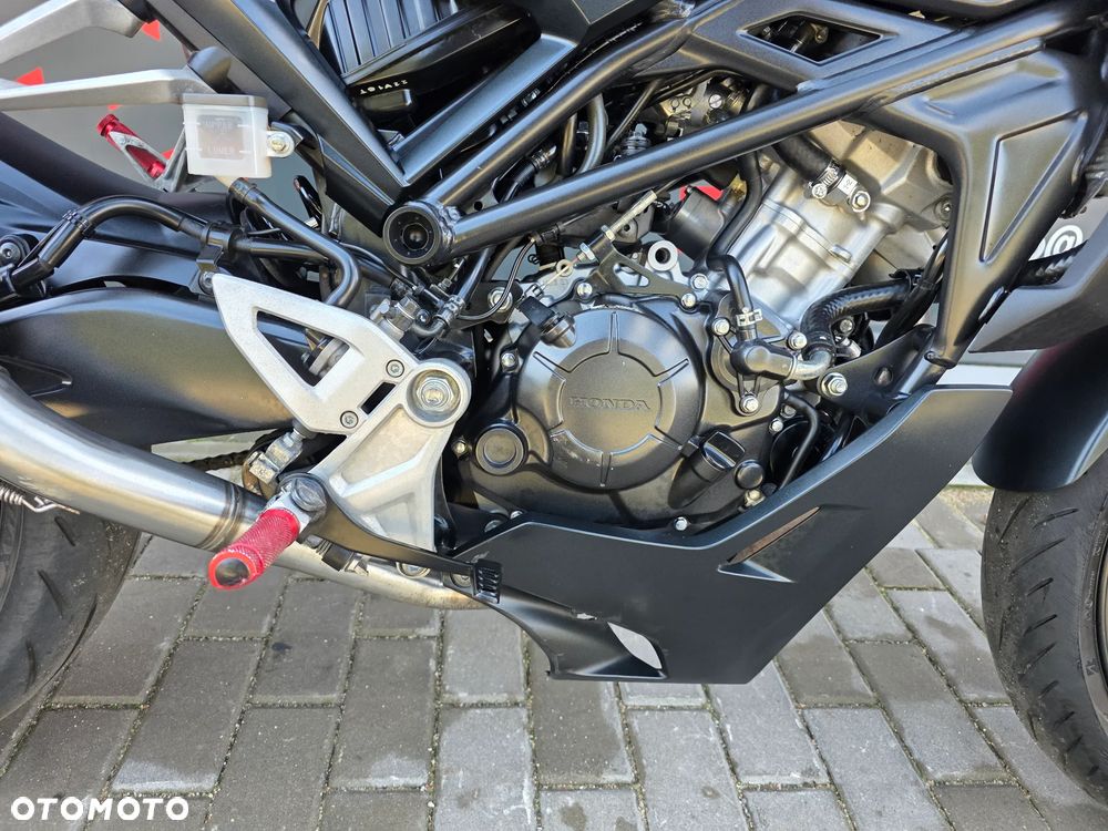 Honda CB - 20