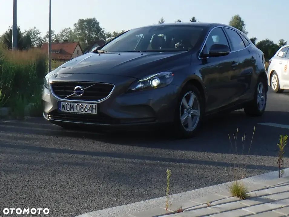 Volvo V40 T3 Momentum - 2
