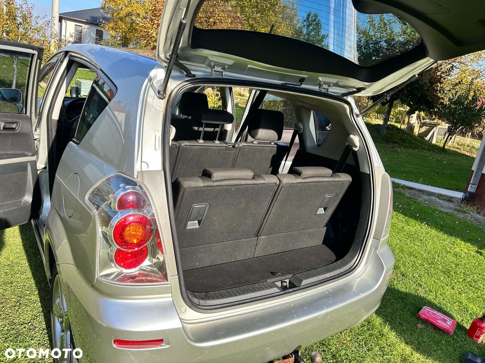 Toyota Corolla 2004 photo 4