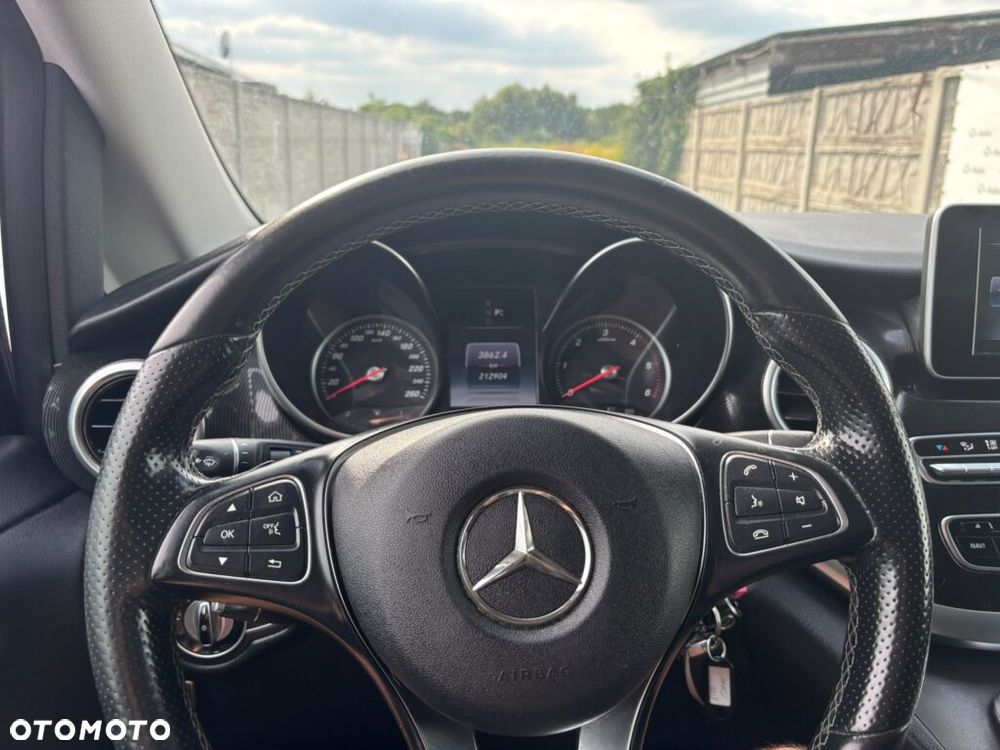 Mercedes-Benz Klasa V 220 (BlueTEC) d lang 7G-TRONIC - 6