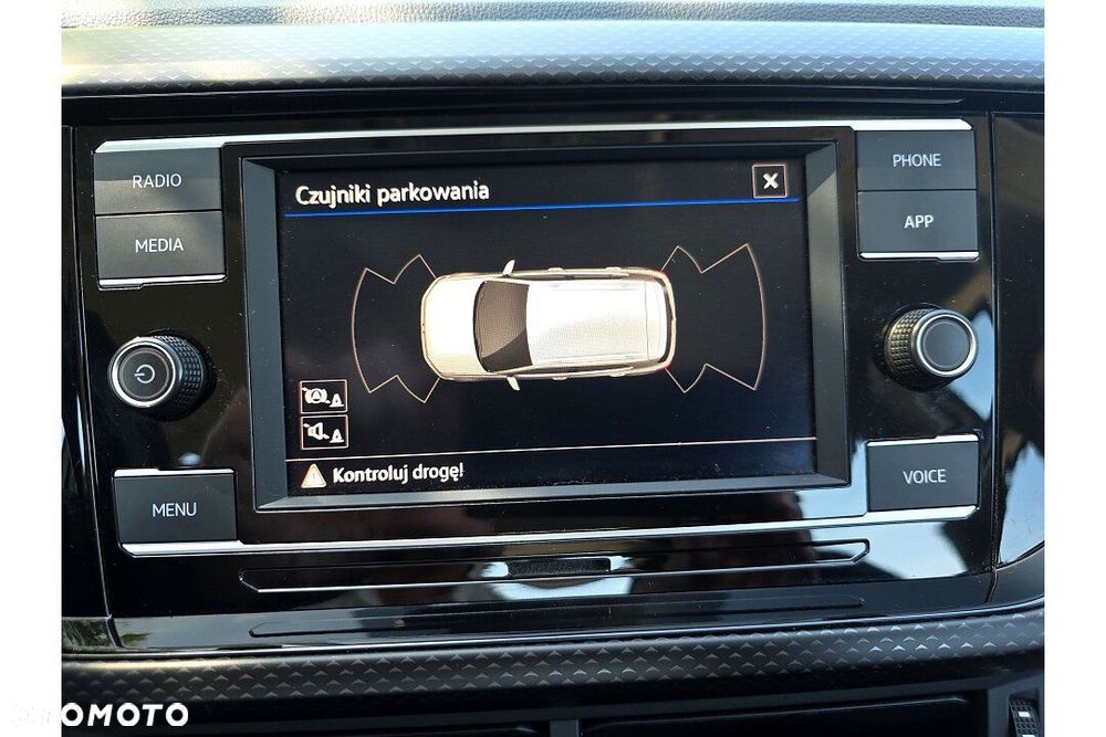 Volkswagen T-Cross 1.0 TSI Life DSG - 12