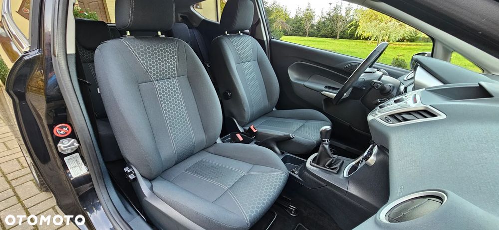 Ford Fiesta 1.25 Titanium EU5 - 9