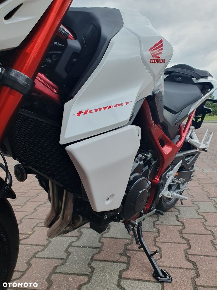 Honda Hornet - 27