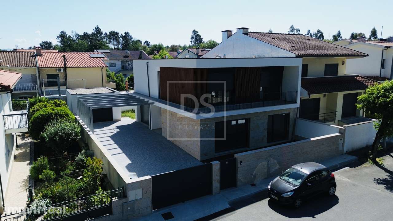 Moradia T4 Venda em Palmeira,Braga - Grande imagem: 2/15