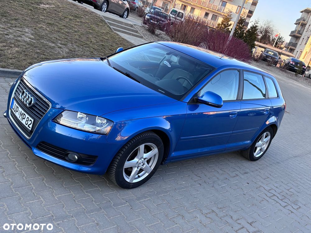 Audi A3 Sportback 1.6 Ambiente - 14