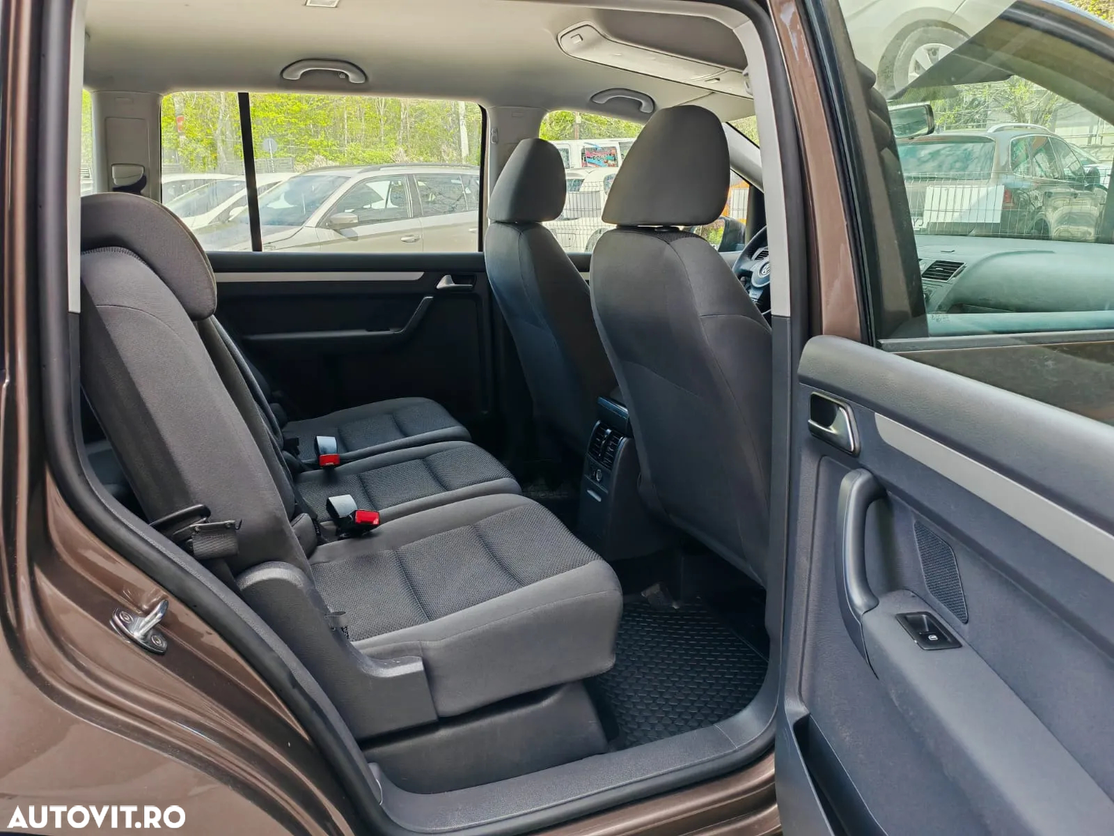 Volkswagen Touran 1.6 TDI Trendline - 7
