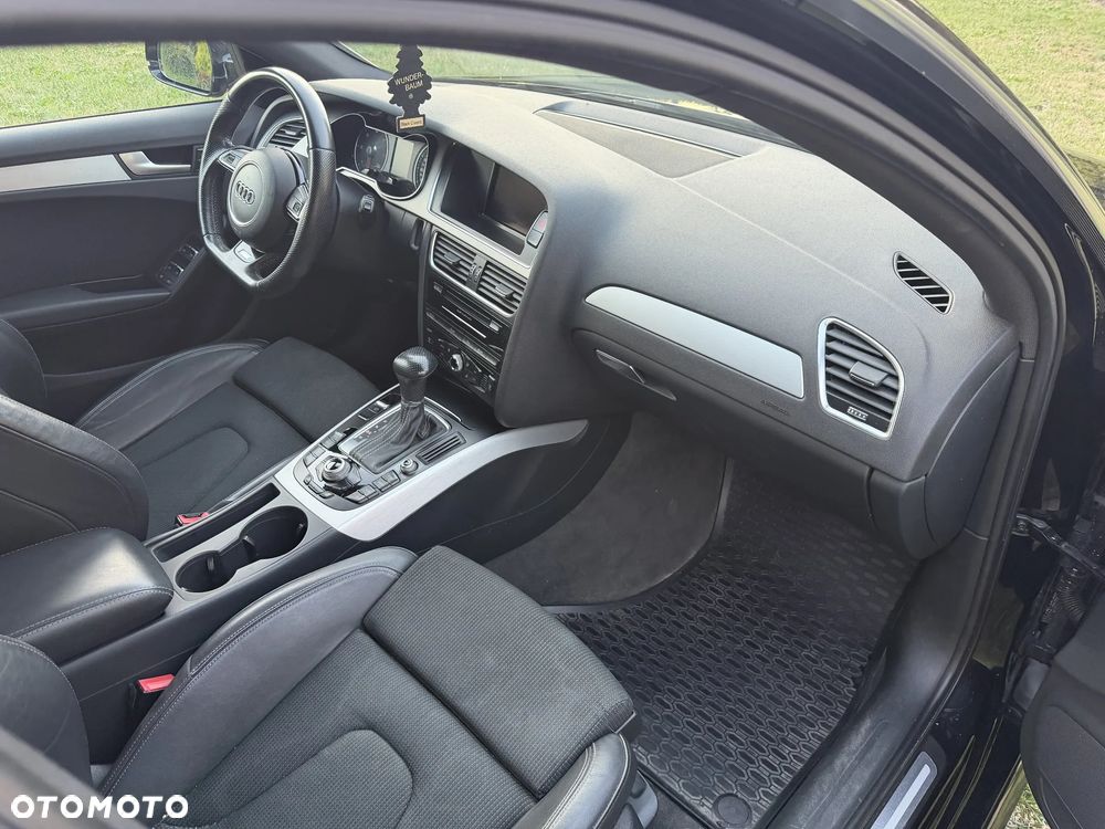 Audi A4 Avant 2.0 TDI DPF clean diesel multitronic S line Sportpaket - 22