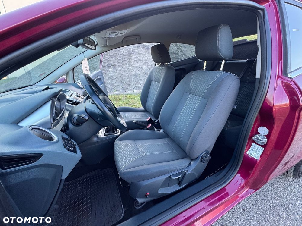 Ford Fiesta - 30