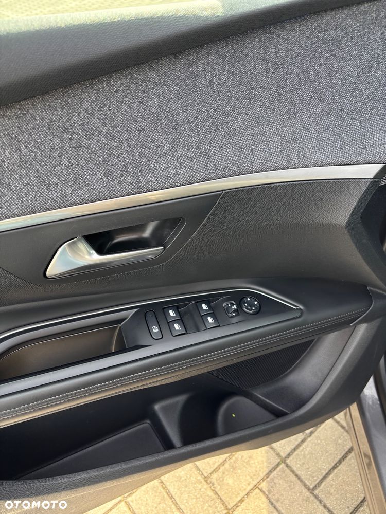 Peugeot 5008 2.0 BlueHDi Active 7os - 9