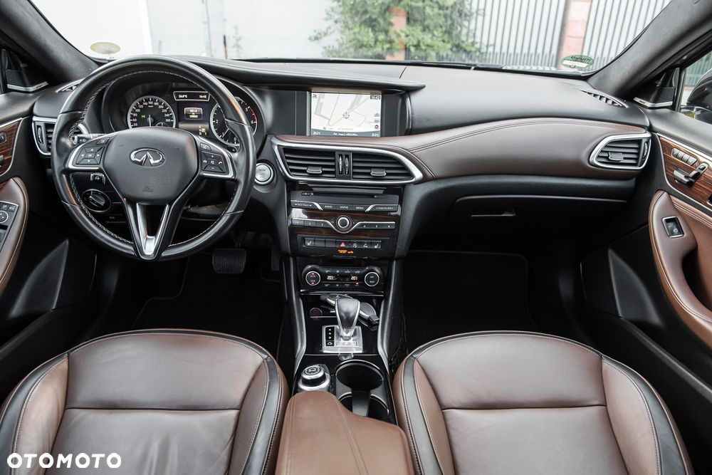 Infiniti QX30 2.2d DCT AWD Luxe Tech - 28