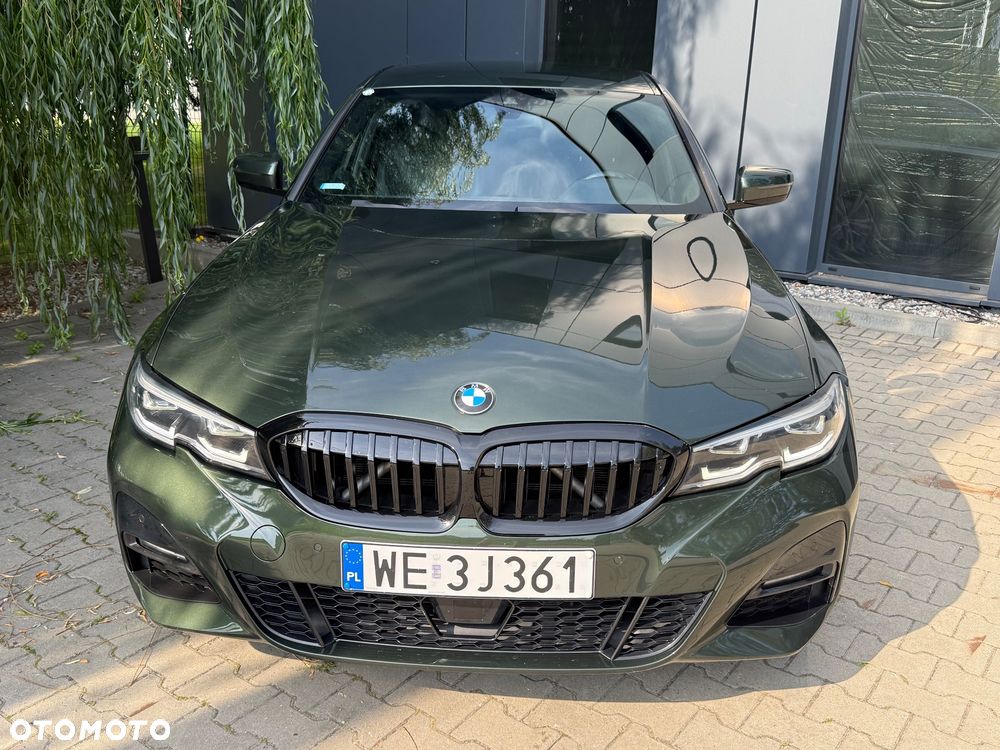 BMW Seria 3 330i xDrive M Sport sport - 2