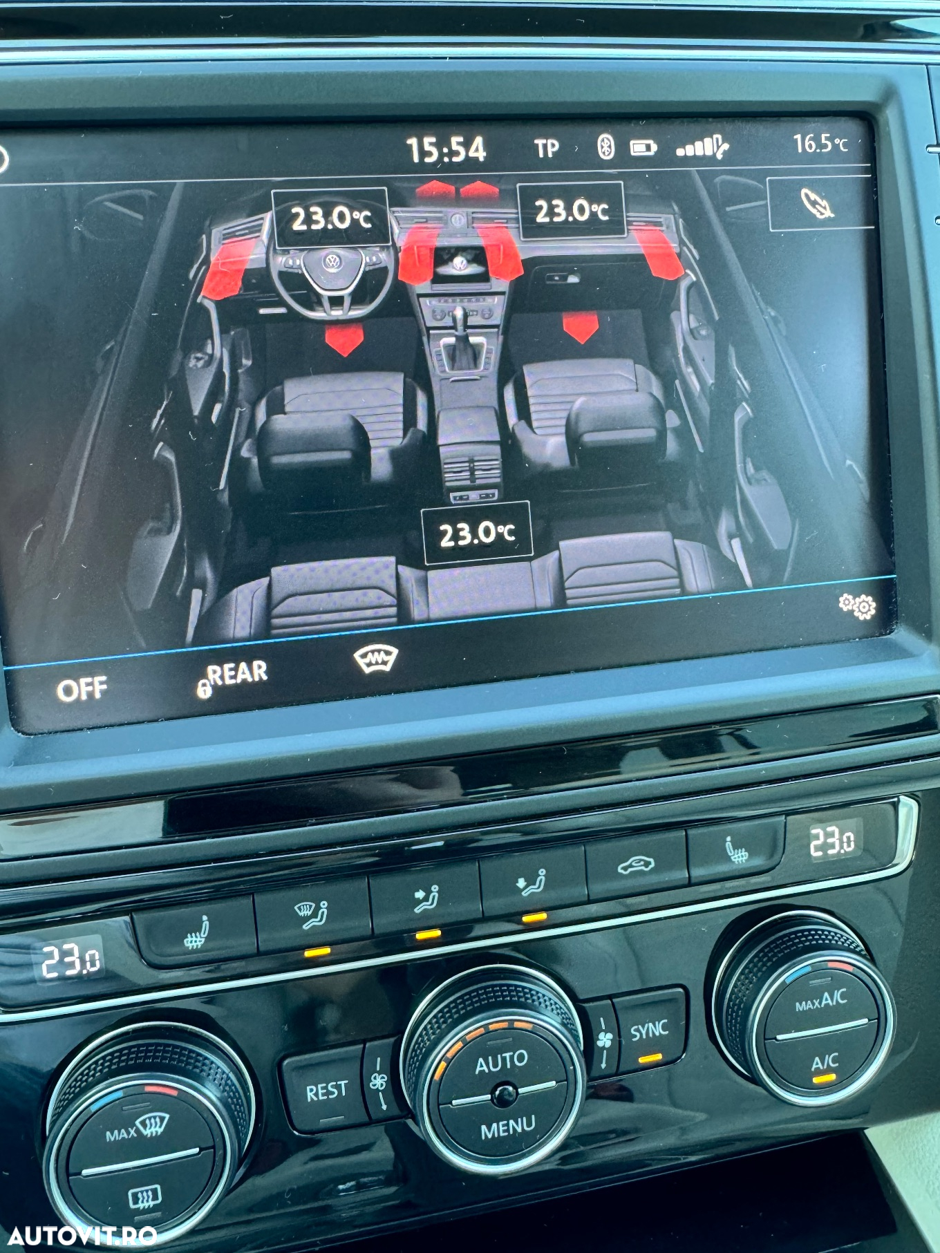 Volkswagen Passat Variant 2.0 TDI DSG Highline - 19
