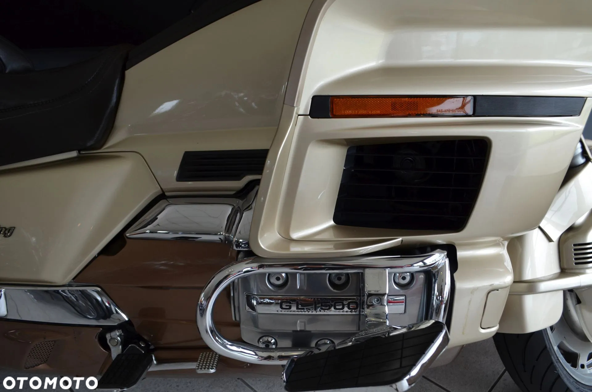Honda GL - 11