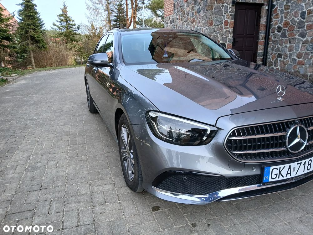 Mercedes-Benz Klasa E 220 d 4-Matic Exclusive - 21