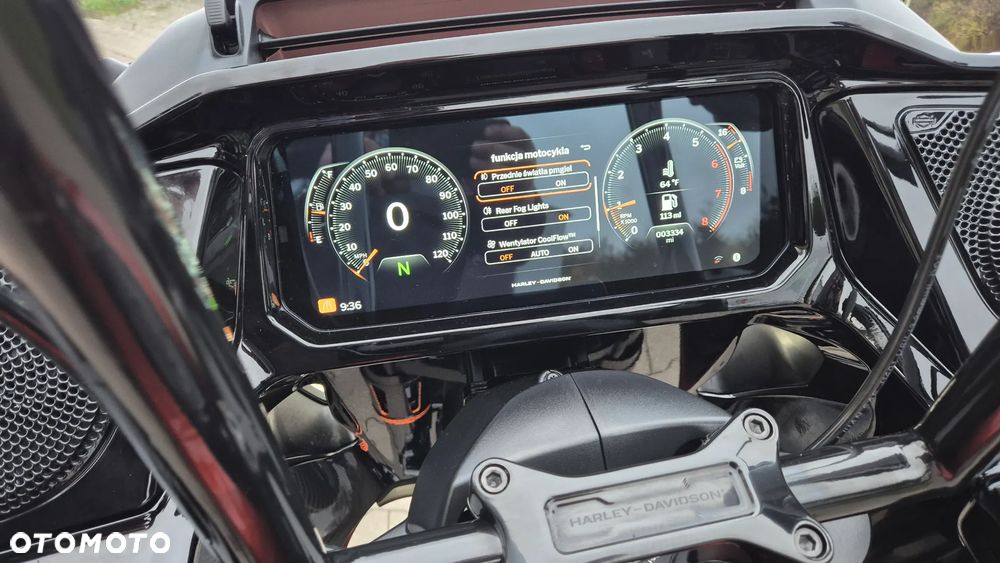 Harley-Davidson Touring Road Glide - 16
