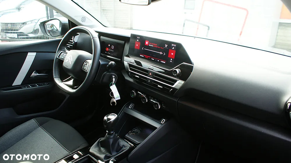 Citroën C4 PureTech 100 Stop&Start LIVE - 17