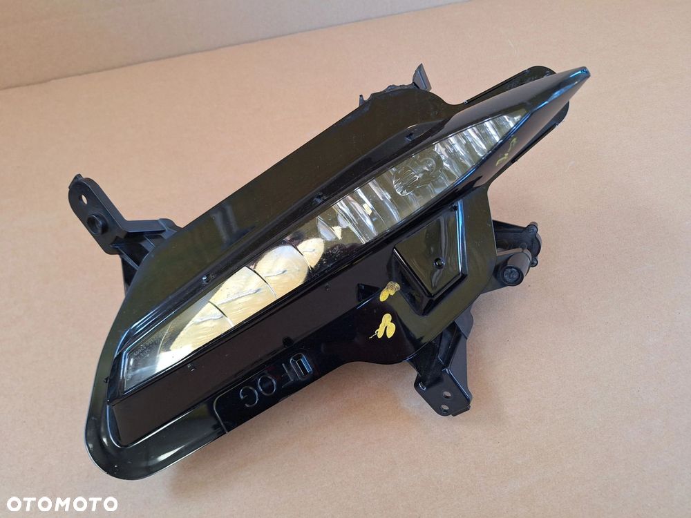 KIA CEED III LIFT 21- HALOGEN PRAWY LAMPA PRZECIWMGIELNA ORYGINAŁ KIA 92202-J7500 WYSYŁKA 24H - 2