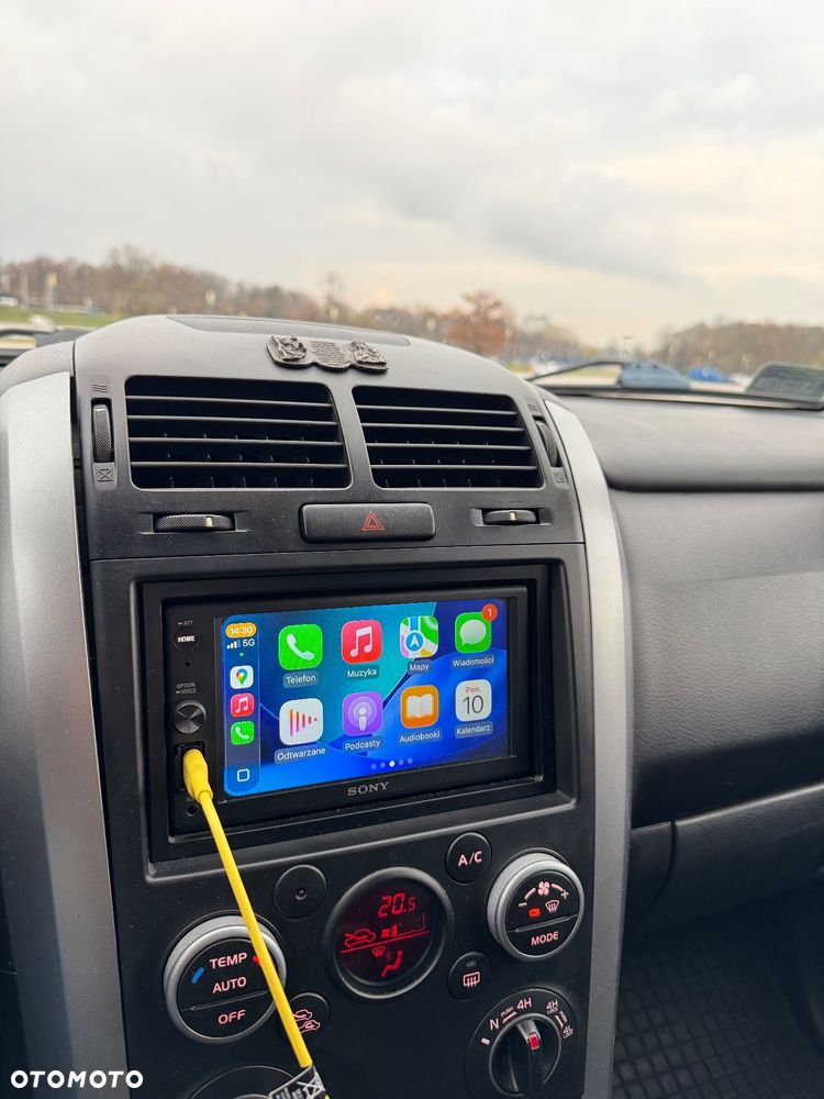 Suzuki Grand Vitara 2.4 Premium EU5 - 13