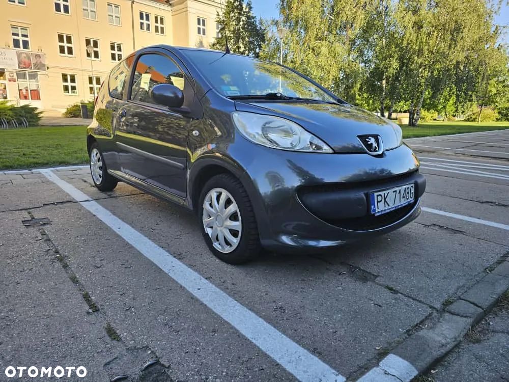Peugeot 107 1.0 Trendy - 2