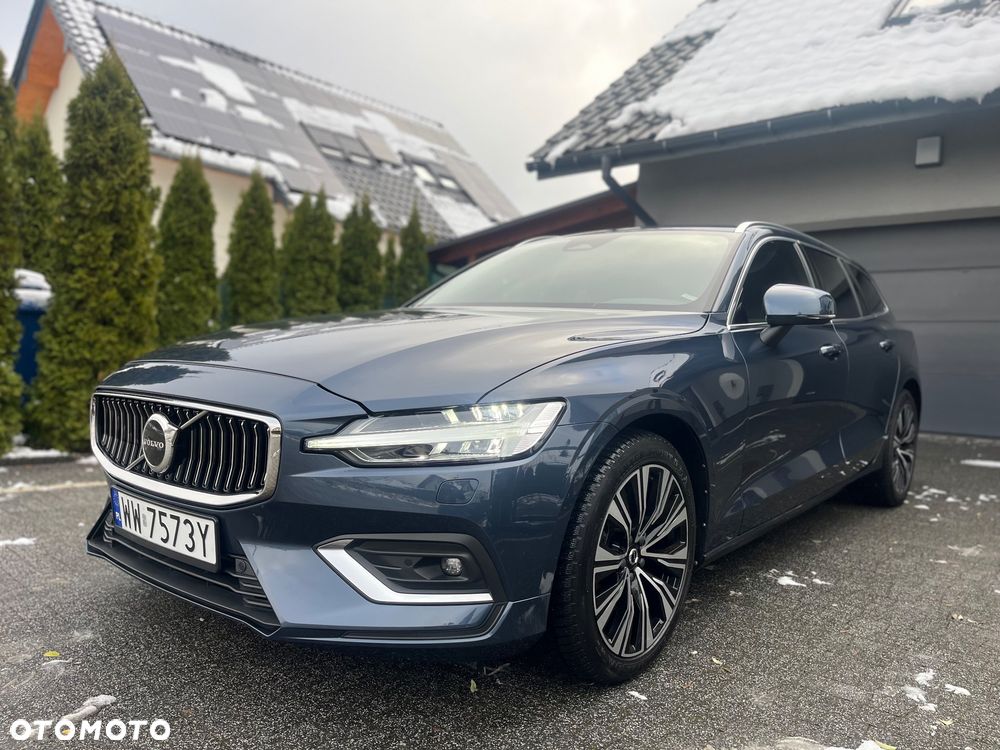 Volvo V60 D4 Momentum Pro - 1