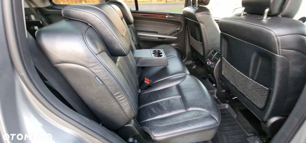 Mercedes-Benz GL 320 CDI 4Matic 7G-TRONIC - 12