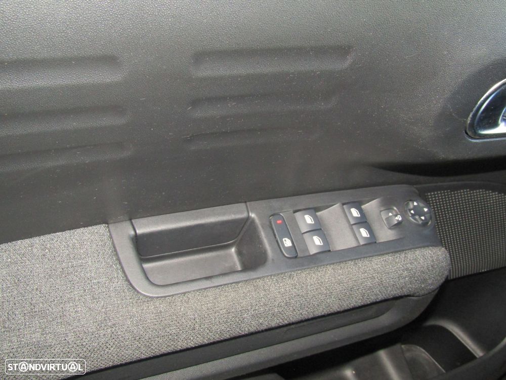 Citroën C3 Aircross 1.2 PureTech C-Series - 16