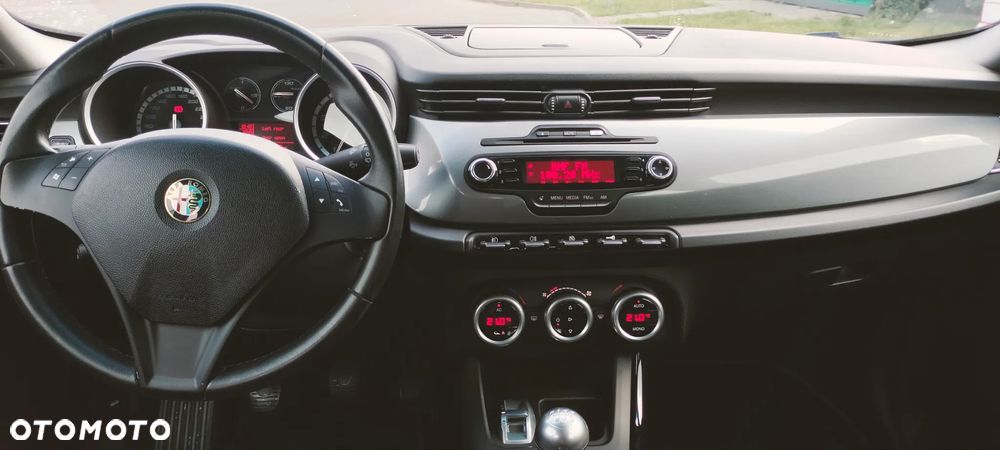 Alfa Romeo Giulietta 1.4 TB 16V Multiair - 4