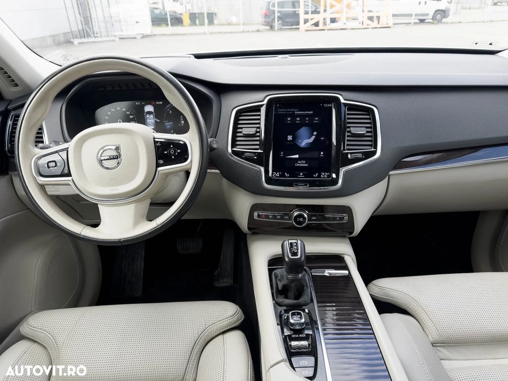 Volvo XC 90 D5 AWD Geartronic Inscription - 11